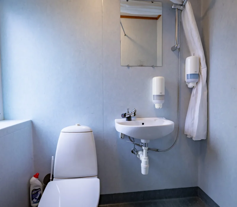 1st-singleRoomWithToilet-3